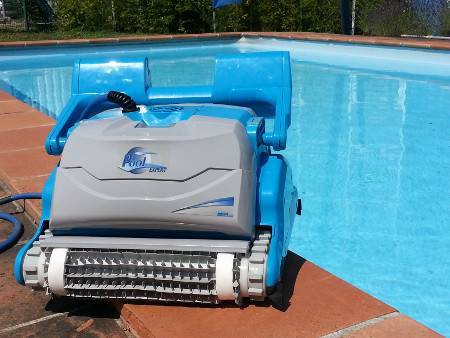 aspirateur-electrique-piscine